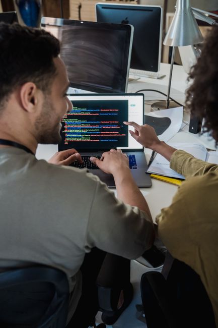 Team collaboration pair programming feature illustration