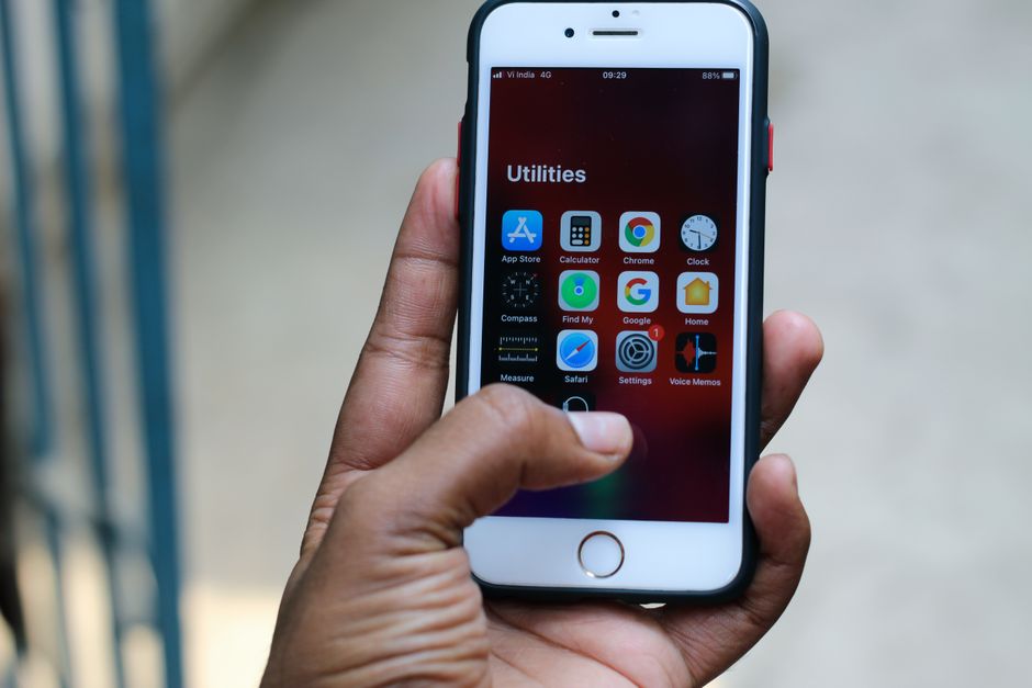 iPhone Chrome 设置界面中清除浏览数据和缓存的菜单截图