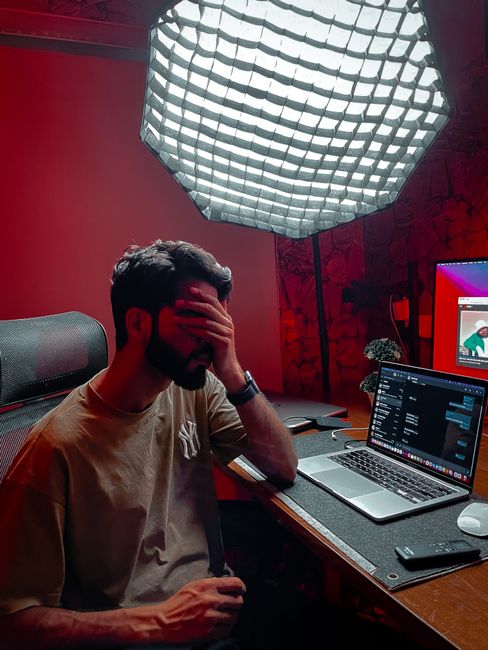 Developer staring at a screen with a disconnection error message.