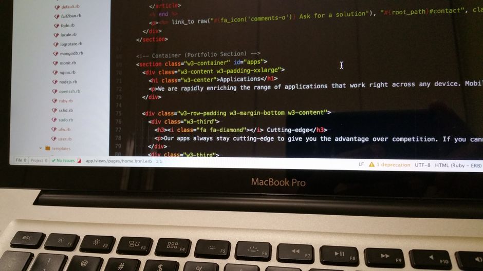 Claude Code Desktop 运行界面示意图