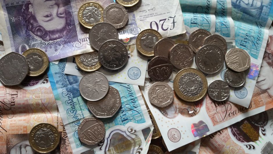 PayPal 英区账户界面示意图