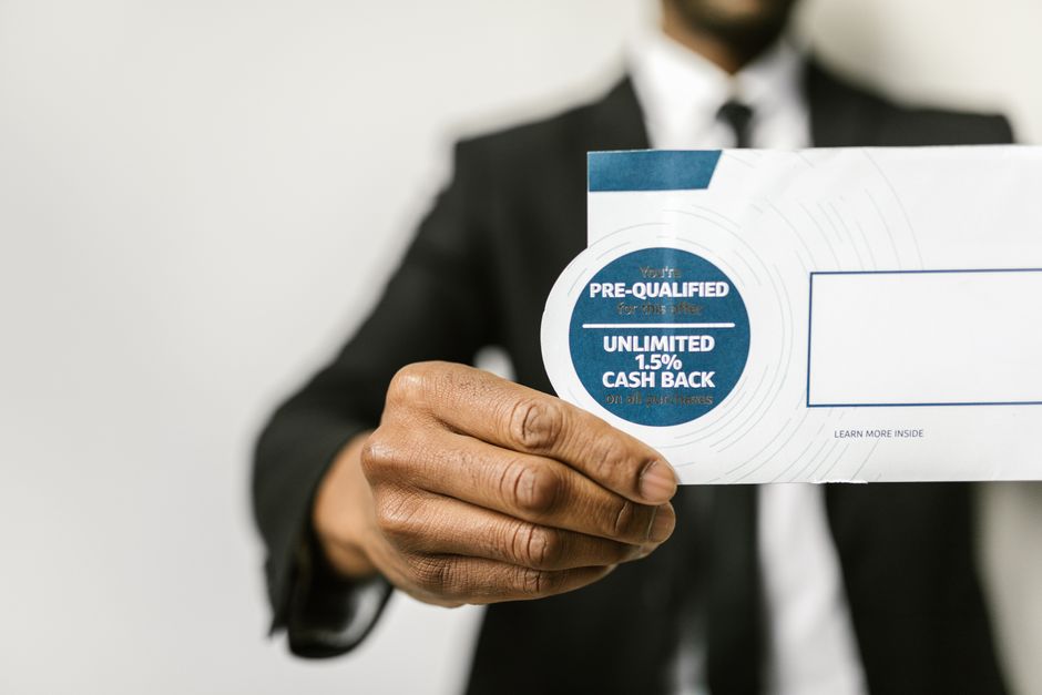 Credit card pre-authorization concept diagram