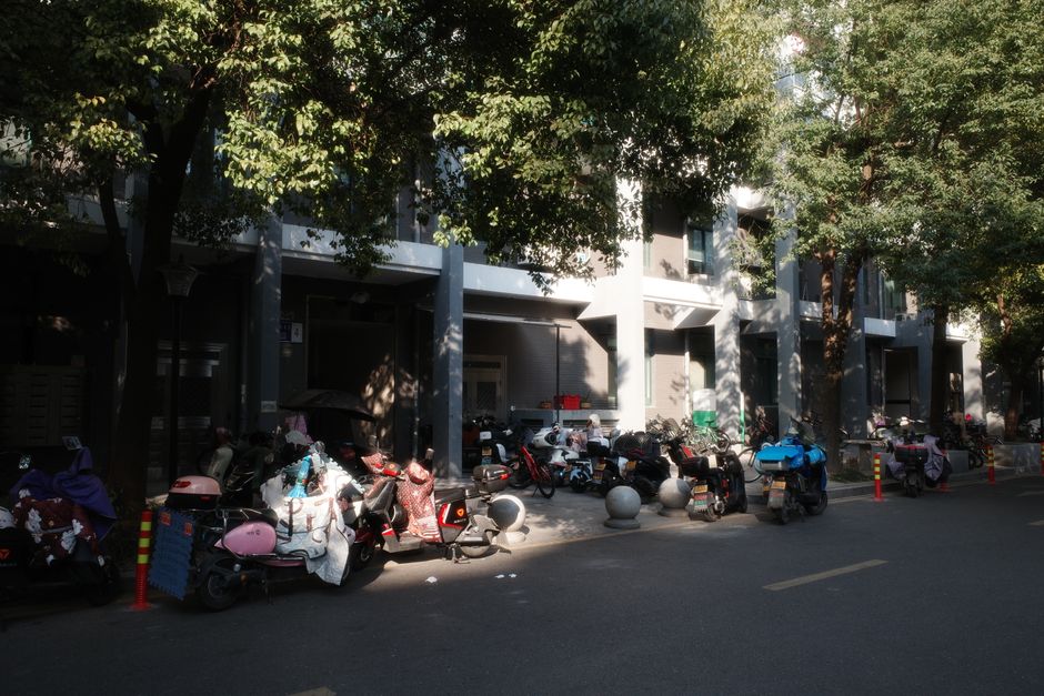 AI生成图片分辨率对比图