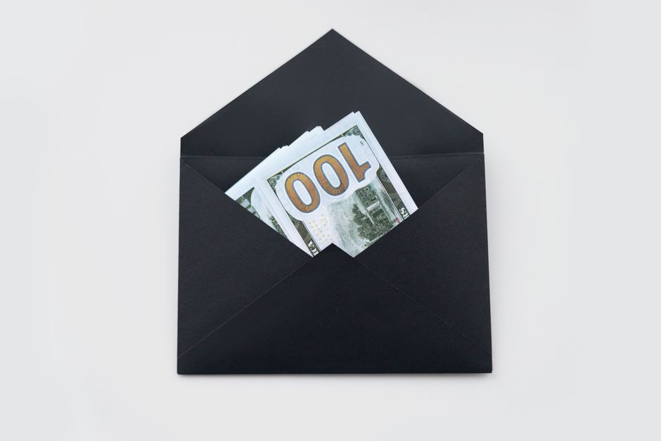 Claude Pro 官网订阅页面显示 200 美元/年的价格选项