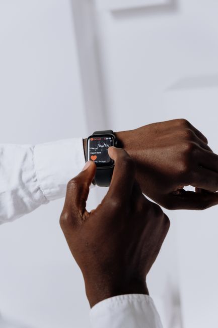 Apple Health 数据导出界面示意图，展示心率及睡眠数据选项