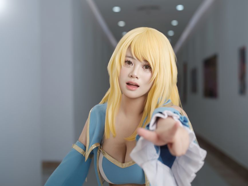 Lucy 2.1 模型实时转换效果演示图
