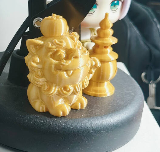 打印失败的拉丝模型