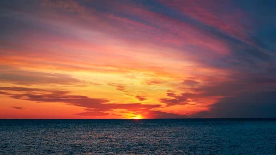 唯美的夕阳天空