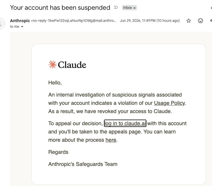 用户反馈尼日利亚苹果礼品卡订阅导致 Claude 账号被封的帖子截图
