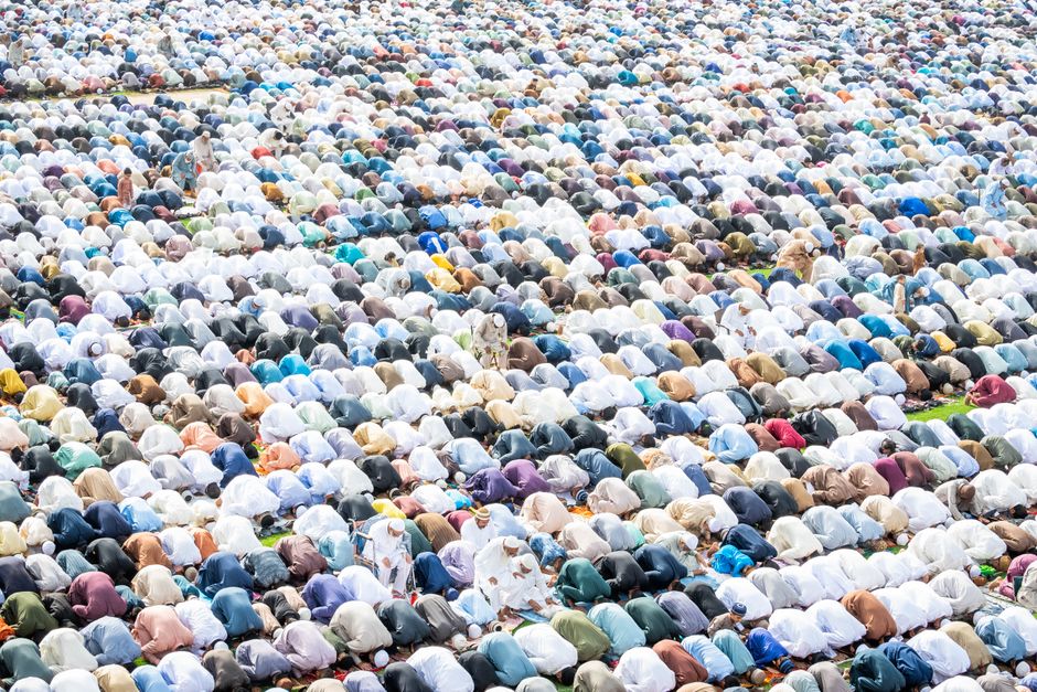 EID 命名规范示例，包含驼峰命名法和前缀分类的演示
